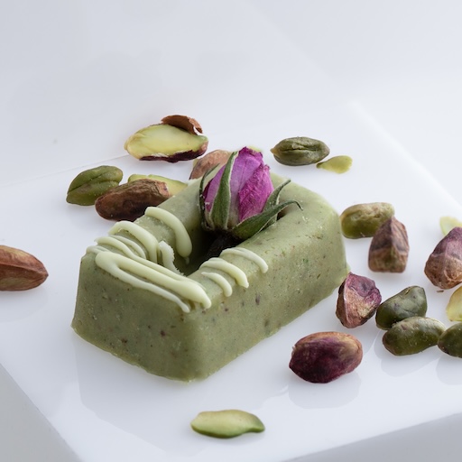حلوای پسته